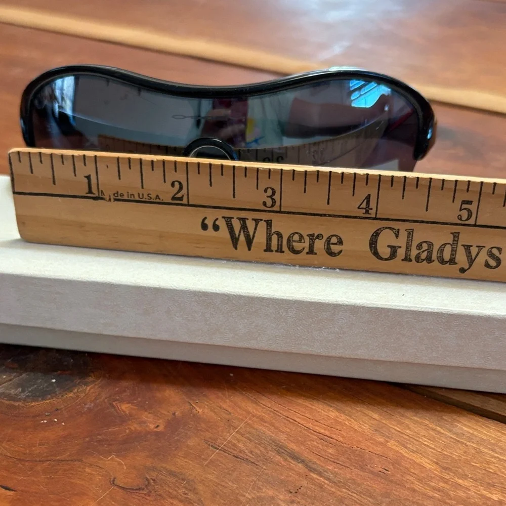 Oakley Enduring Edge Black Sports Sunglasses-FLAWED